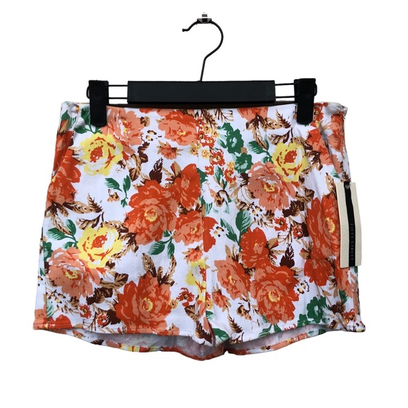 Fifty Street Pants - Fifty Street Orange & Yellow Floral Shorts size Medium New